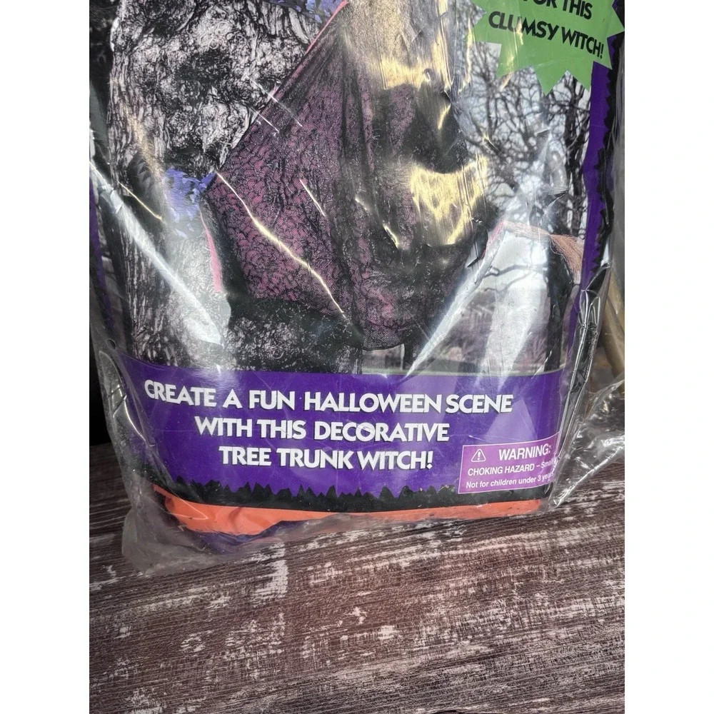Vintage Halloween Flying Witch Tree Trunk Witch Large & Heavy /‎ NEW Old Stock